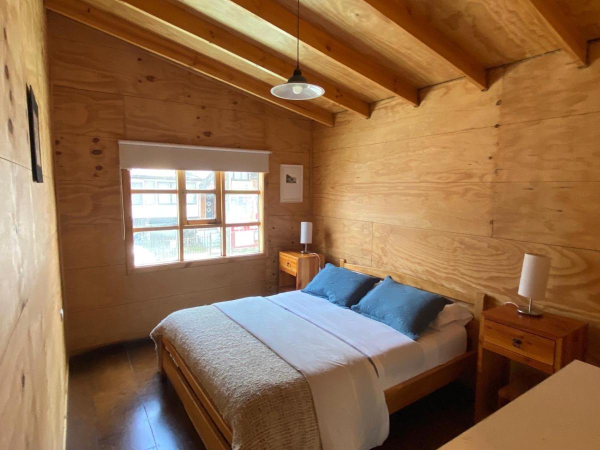 Hostal Palafito Waiwen 卡斯特鲁 外观 照片