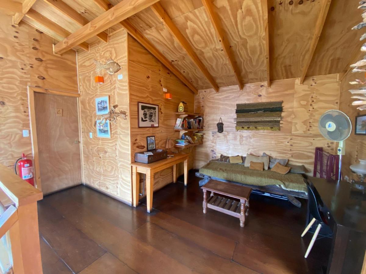 Hostal Palafito Waiwen 卡斯特鲁 外观 照片